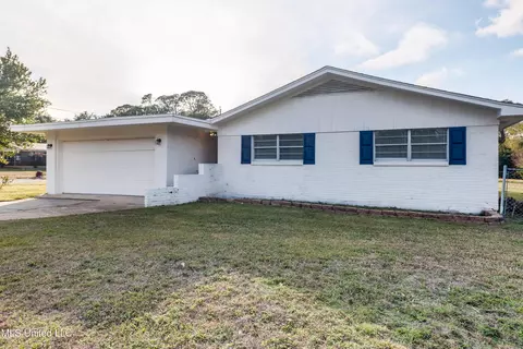 2470 Carter Rd, Biloxi, MS 39531