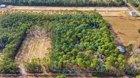 0 Phil Davis Rd, Ocean Springs, MS 39564