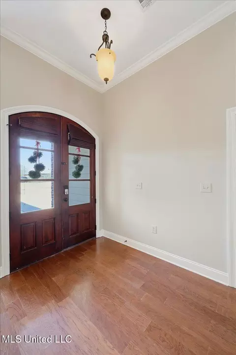 Entry Way - 215 Tucker Dr, Brandon, MS 39042 photo 1 of 4