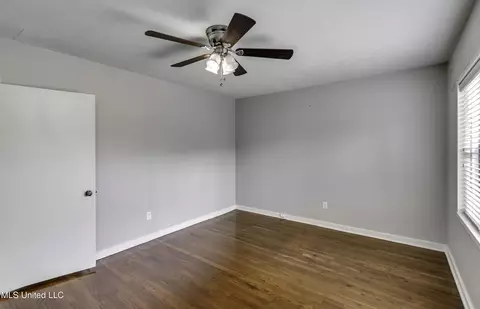 Bedroom - 4007 Berkley Dr, Jackson, MS 39211 photo 2 of 9