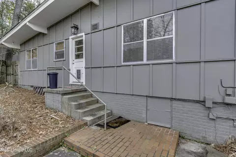 Exterior - 4007 Berkley Dr, Jackson, MS 39211 photo 10 of 10