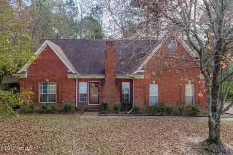 2035 Greencliff Dr, Southaven, MS 38672