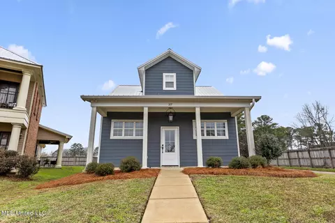 317 Hamilton Ct, Brandon, MS 39047