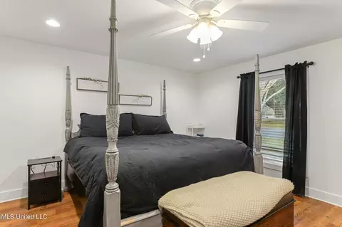 Bedroom - 5901 Lum Reeves Rd, Lucedale, MS 39452 photo 1 of 5