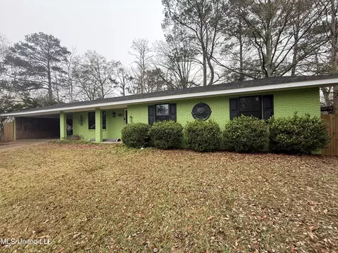 1406 Vermont Ave, Mccomb, MS 39648