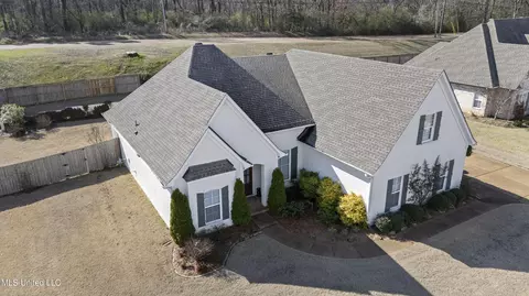 Exterior - 1767 Robertson Place Dr, Hernando, MS 38632 photo 7 of 7