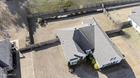 View/Area - 1767 Robertson Place Dr, Hernando, MS 38632 photo 3 of 6
