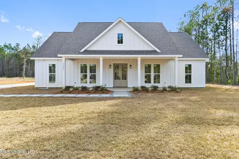 13401 Cox Rd, Vancleave, MS 39565