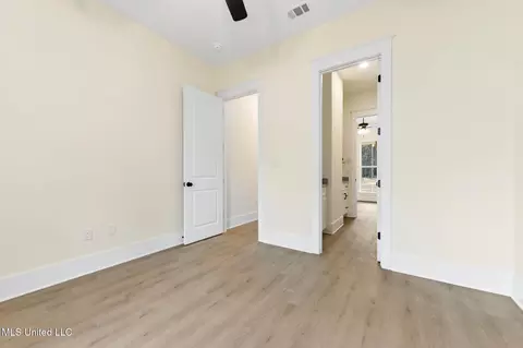 Bedroom - 13401 Cox Rd, Vancleave, MS 39565 photo 3 of 4