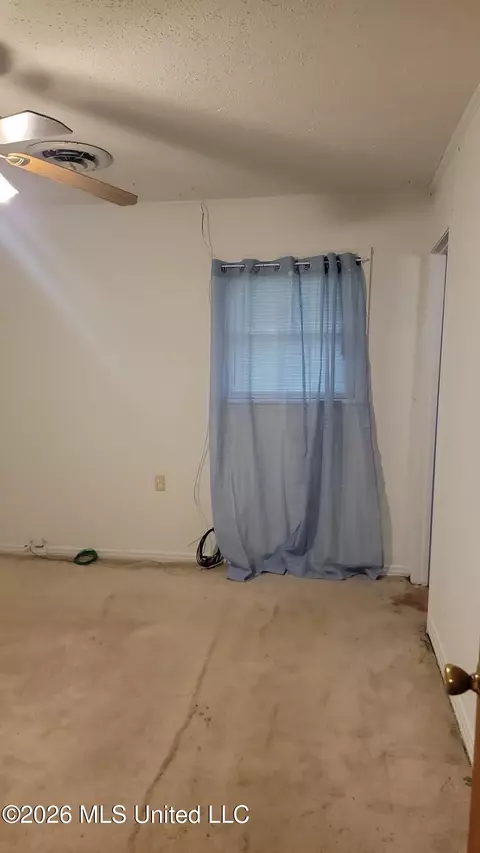 Bedroom - 817 Roosevelt St, Forest, MS 39074 photo 4 of 4