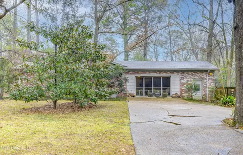 Exterior - 1735 Hillview Dr, Jackson, MS 39211 photo 9 of 14