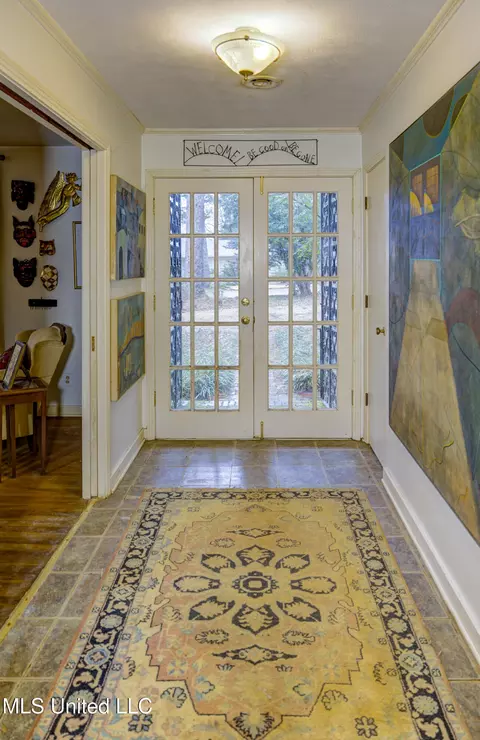 Entry Way - 1735 Hillview Dr, Jackson, MS 39211 photo 1 of 1