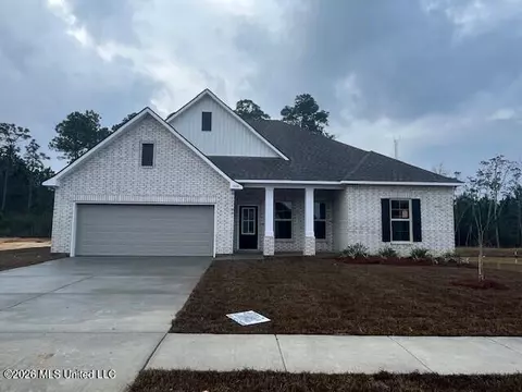 15154 High Point Dr, Gulfport, MS 39503