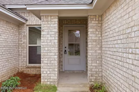 Entry Way - 536 Stone Brook Pl, Brandon, MS 39042 photo 1 of 4