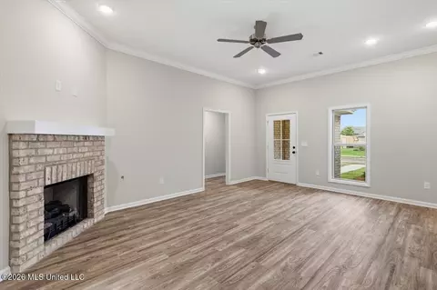 Living - 536 Stone Brook Pl, Brandon, MS 39042 photo 1 of 2