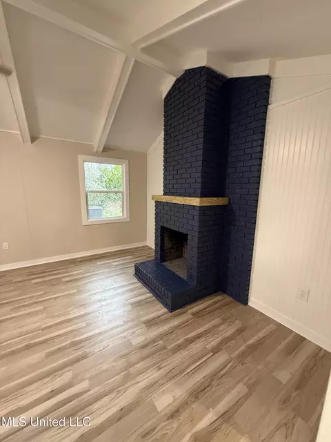Living - 320 Eagle Cv, Pearl, MS 39208 photo 3 of 8