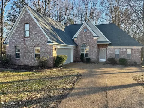 29 Vance Cv, Byhalia, MS 38611