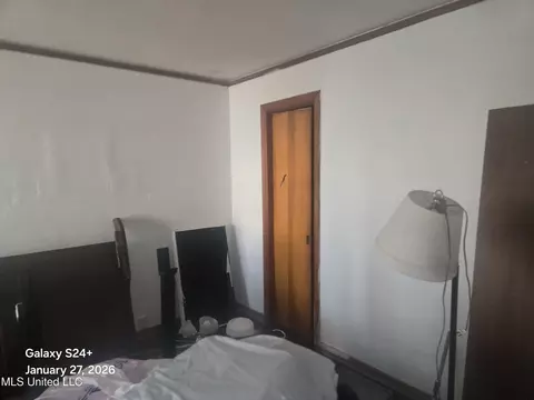 Bedroom - 2555 Belvedere Dr, Jackson, MS 39204 photo 1 of 1
