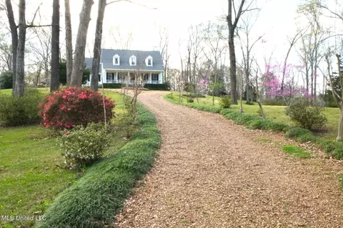 153 Dunbar Rd, Natchez, MS 39120
