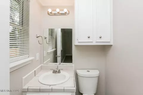 Bath - 1026 Branch St, Jackson, MS 39212 photo 1 of 2