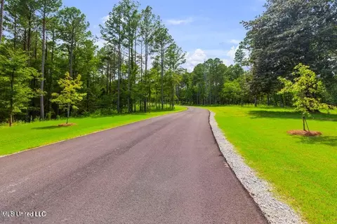 Springwood Trail, Flora, MS 39071