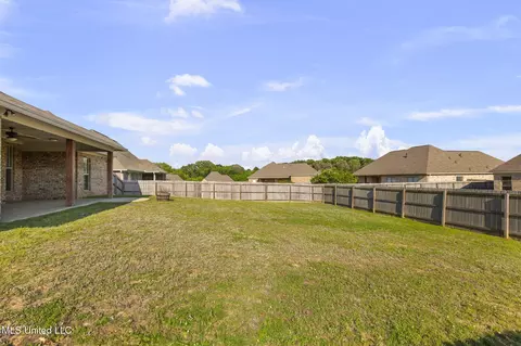 Exterior - 522 Carpenter Cv, Madison, MS 39110 photo 6 of 10