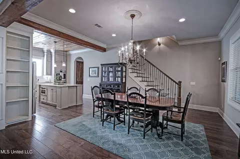 Dining - 307 Natchez Ct, Flowood, MS 39232 photo 1 of 2