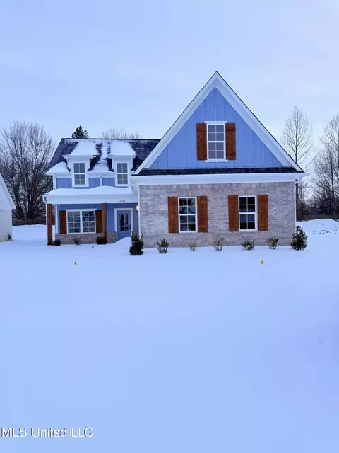 6065 Hickory Point Dr, Walls, MS 38680