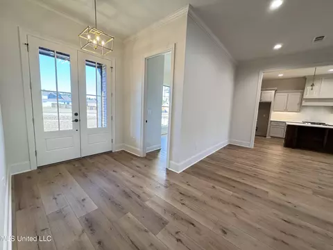 Entry Way - 8 Redmont Dr, Sumrall, MS 39482 photo 1 of 3
