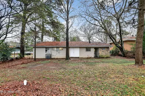 Exterior - 227 Queen Anne Ln, Jackson, MS 39209 photo 7 of 7