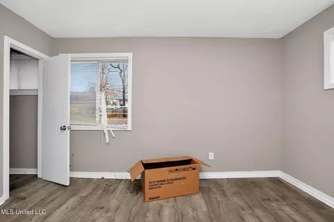 Bedroom - 227 Queen Anne Ln, Jackson, MS 39209 photo 3 of 3