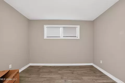 Bedroom - 227 Queen Anne Ln, Jackson, MS 39209 photo 1 of 3