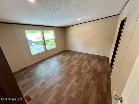 454 Old Enochs Rd, Florence, MS 39073 photo 11