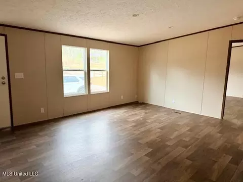 454 Old Enochs Rd, Florence, MS 39073 photo 8