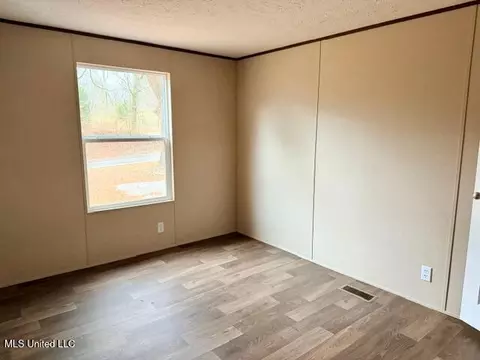 454 Old Enochs Rd, Florence, MS 39073 photo 17