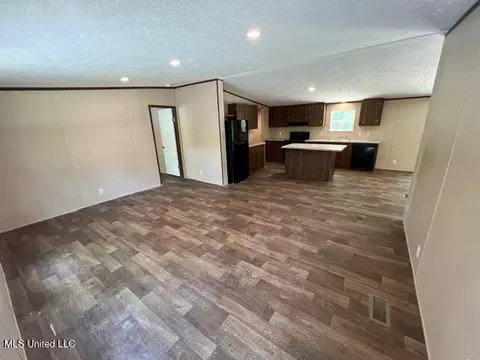 454 Old Enochs Rd, Florence, MS 39073 photo 2