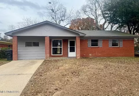 706 Maurice Ave, Vicksburg, MS 39183