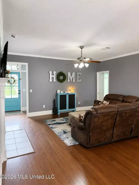 Other - 332 Towne St, Brandon, MS 39042 photo 2 of 8