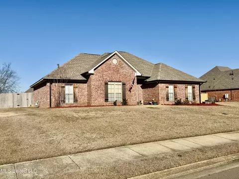 Exterior - 332 Towne St, Brandon, MS 39042 photo 4 of 4