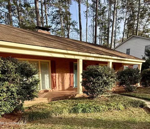 Exterior - 1107 Kraner Ln, Brookhaven, MS 39601 photo 3 of 10