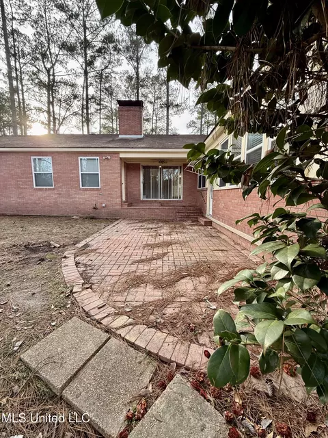 Exterior - 1107 Kraner Ln, Brookhaven, MS 39601 photo 6 of 10