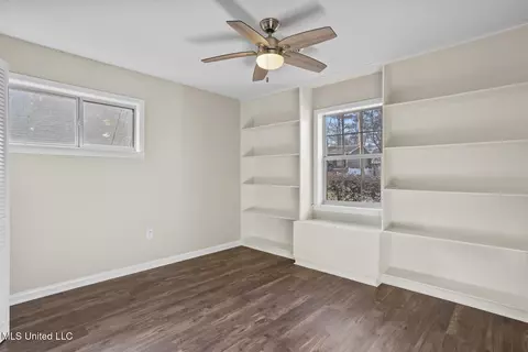 Bedroom - 1013 Normandy Dr, Clinton, MS 39056 photo 3 of 5