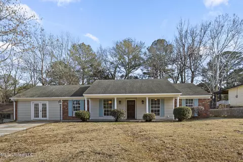 1013 Normandy Dr, Clinton, MS 39056