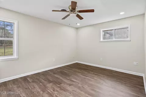 Bedroom - 1013 Normandy Dr, Clinton, MS 39056 photo 4 of 5