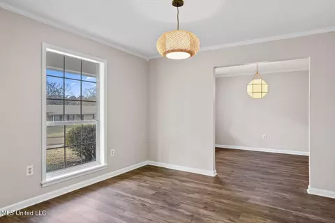 Living - 1013 Normandy Dr, Clinton, MS 39056 photo 1 of 5