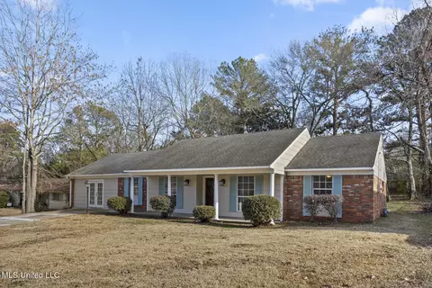 Exterior - 1013 Normandy Dr, Clinton, MS 39056 photo 1 of 6