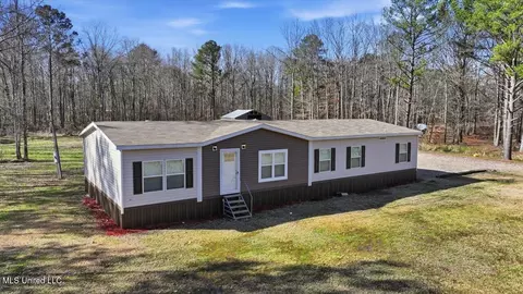 305 Pine Hill Ln, Brandon, MS 39042