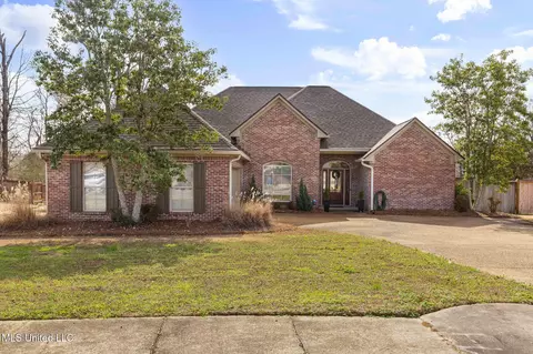 101 Bear Creek Cir, Canton, MS 39046