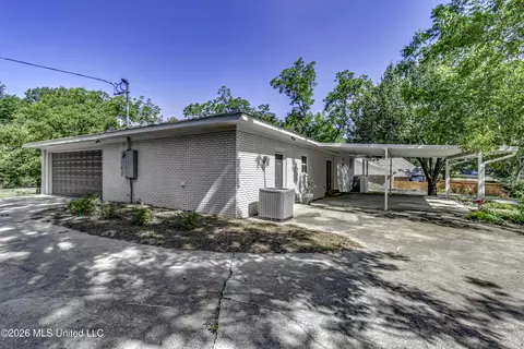 Exterior - 110 Trickhambridge Rd, Brandon, MS 39042 photo 3 of 4