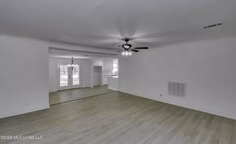Living - 110 Trickhambridge Rd, Brandon, MS 39042 photo 2 of 7